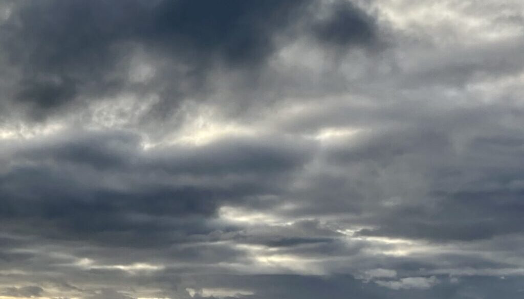 Wilder Himmel über Portugal